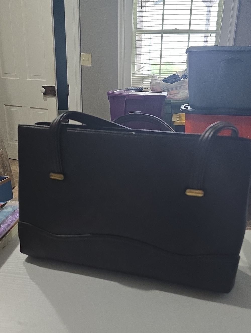 Vintage Kadin Shoulder Bag. Brown. Very Great Used Condition.